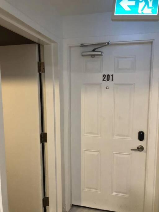 Apartmán Unit #201 Cozy Mountain View 1Br In Dt Canmore Exteriér fotografie