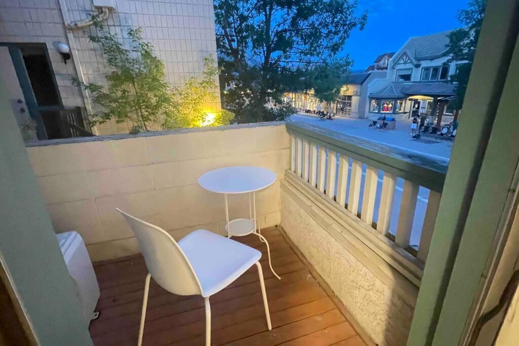 Apartmán Unit #201 Cozy Mountain View 1Br In Dt Canmore Exteriér fotografie