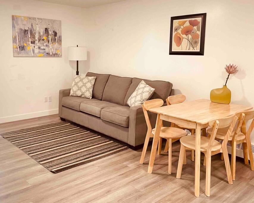 Apartmán Unit #201 Cozy Mountain View 1Br In Dt Canmore Exteriér fotografie